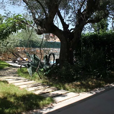 Holiday Home Liberta Krnica Exterior photo